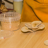 Bill Foster - creating a flower. GRH_20120414_MembersDay_080.jpg